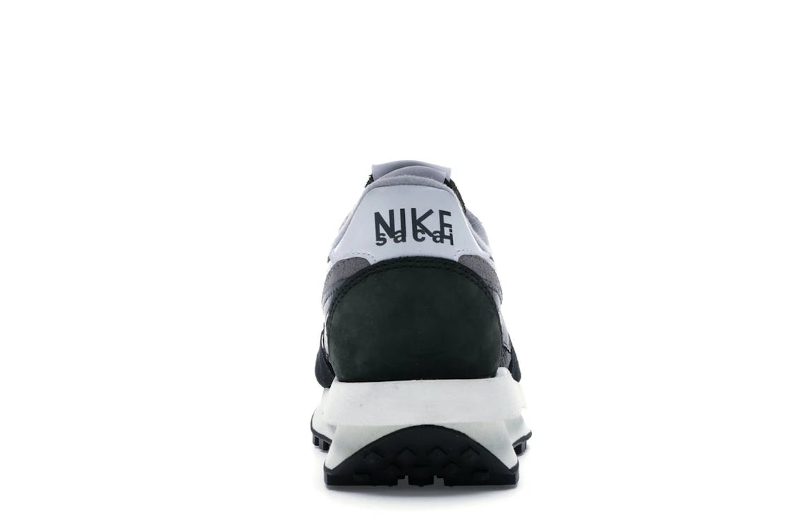 349705 Nike LD Waffle sacai Black