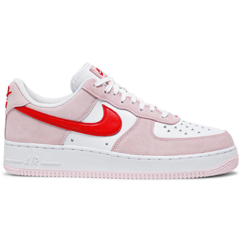 Nike Air Force 1 07 QS Valentine's Day Love Letter