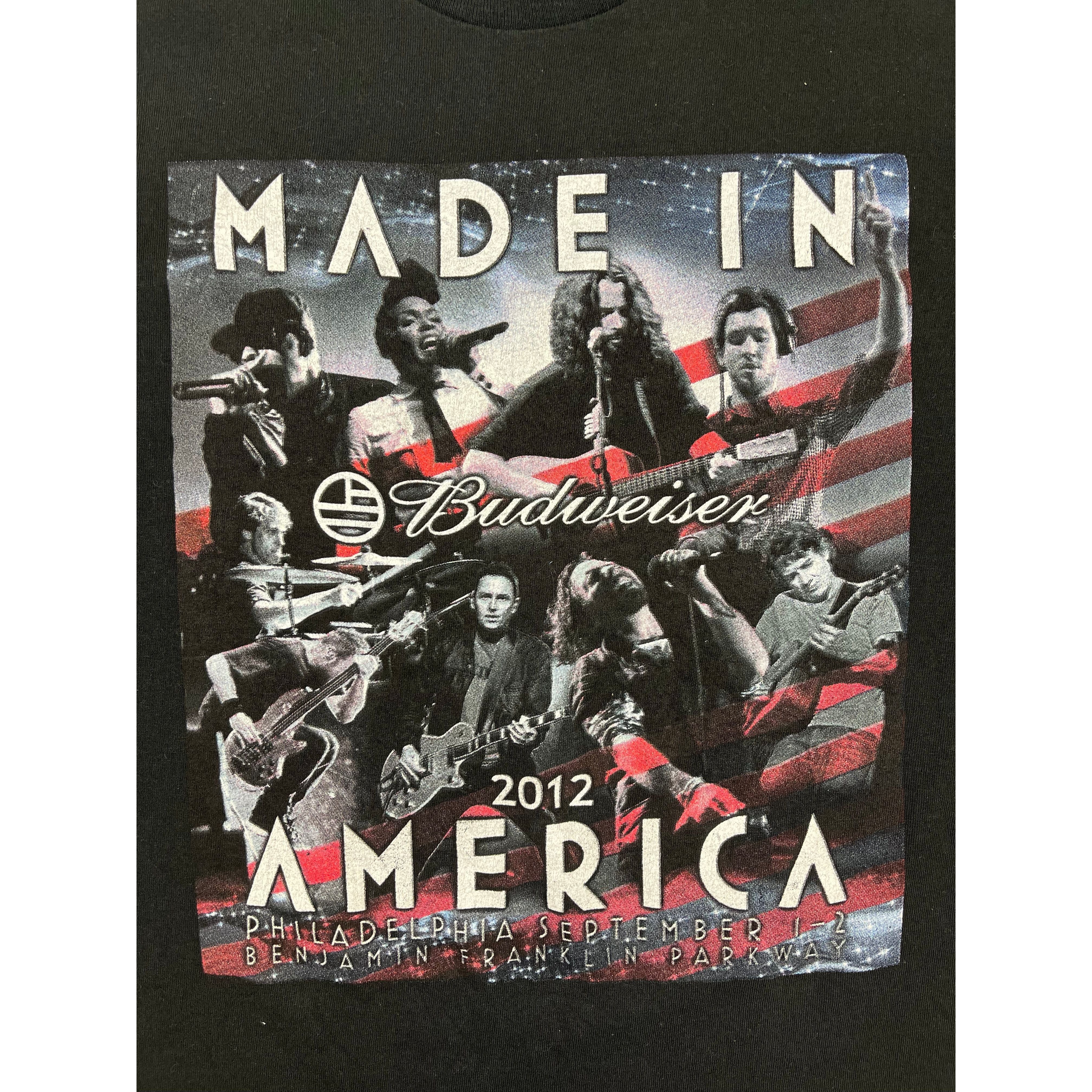 272623 (2012) Made in America Philly Drake Jay-Z Pearl Jam Concert T-Shirt