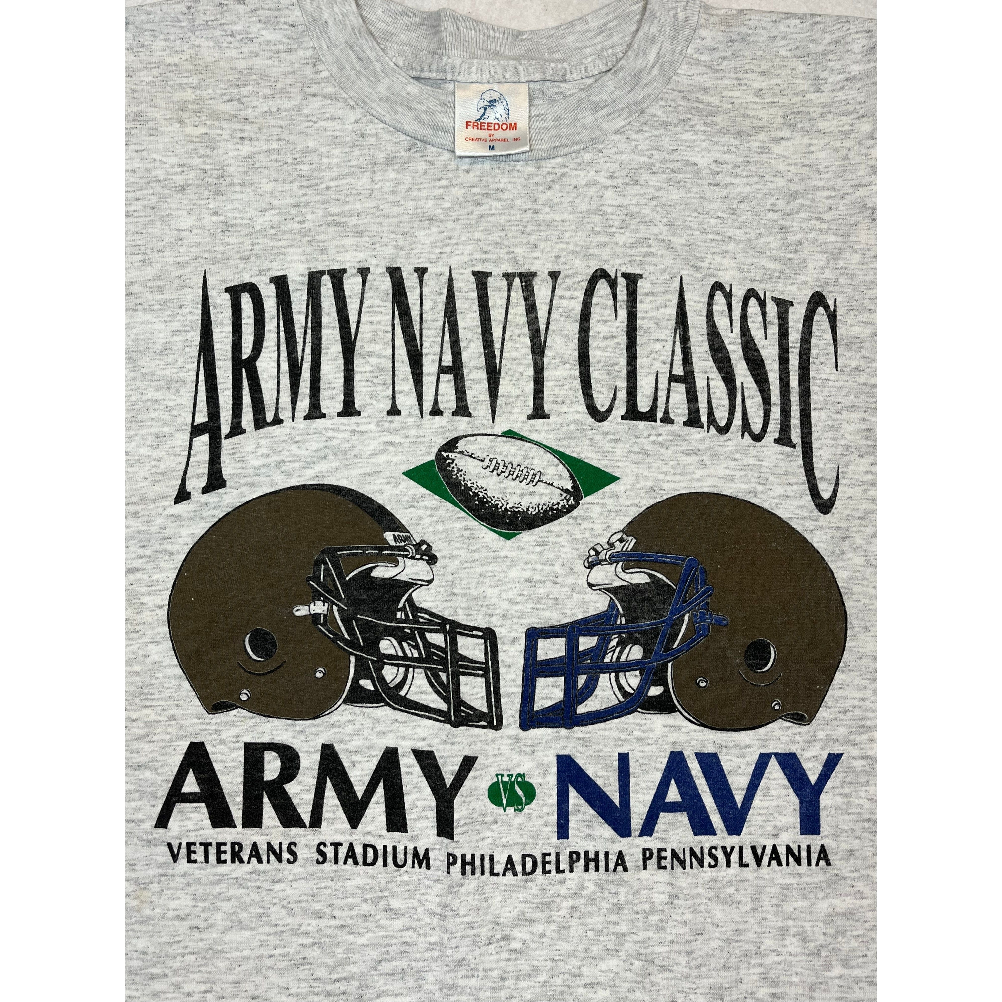 264715 (90s) Army vs Navy Football Classic Veterans Stadium T-Shirt