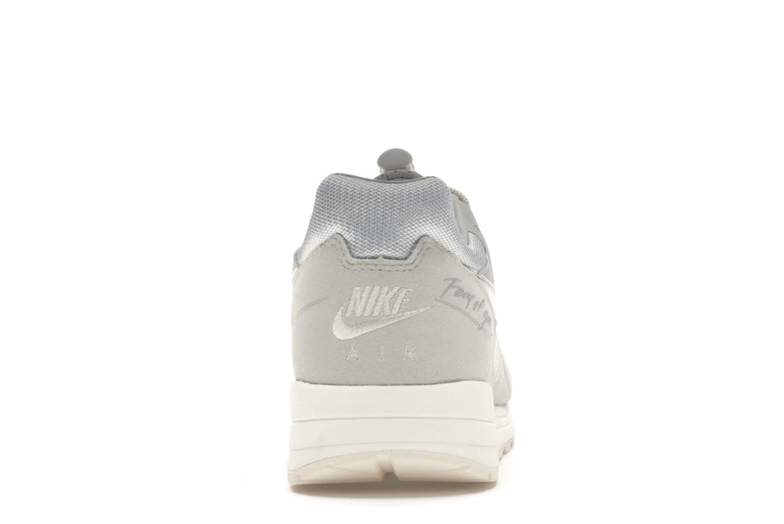 585785 Nike Air Skylon 2 Fear of God Light Bone