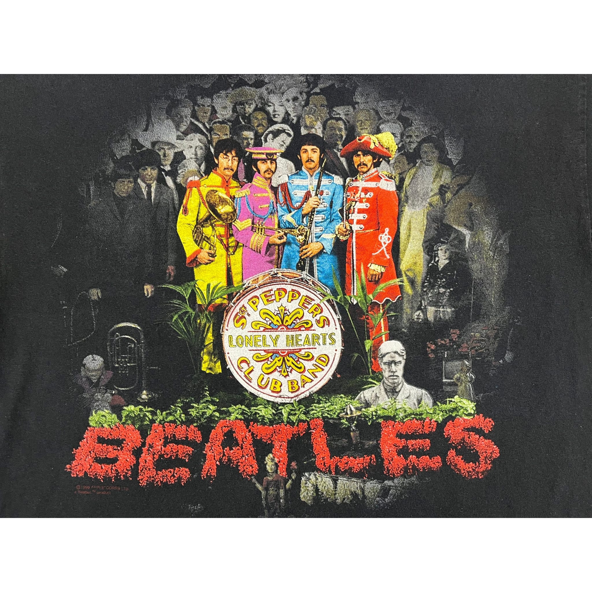267922 (1999) The Beatles Sgt Pepper's Lonely Hearts Club Band Album T-Shirt