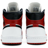 Air Jordan 1 Mid 'Chicago'