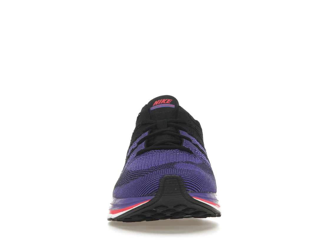 780529 Nike Flyknit Trainer Siren Red Persian Violet