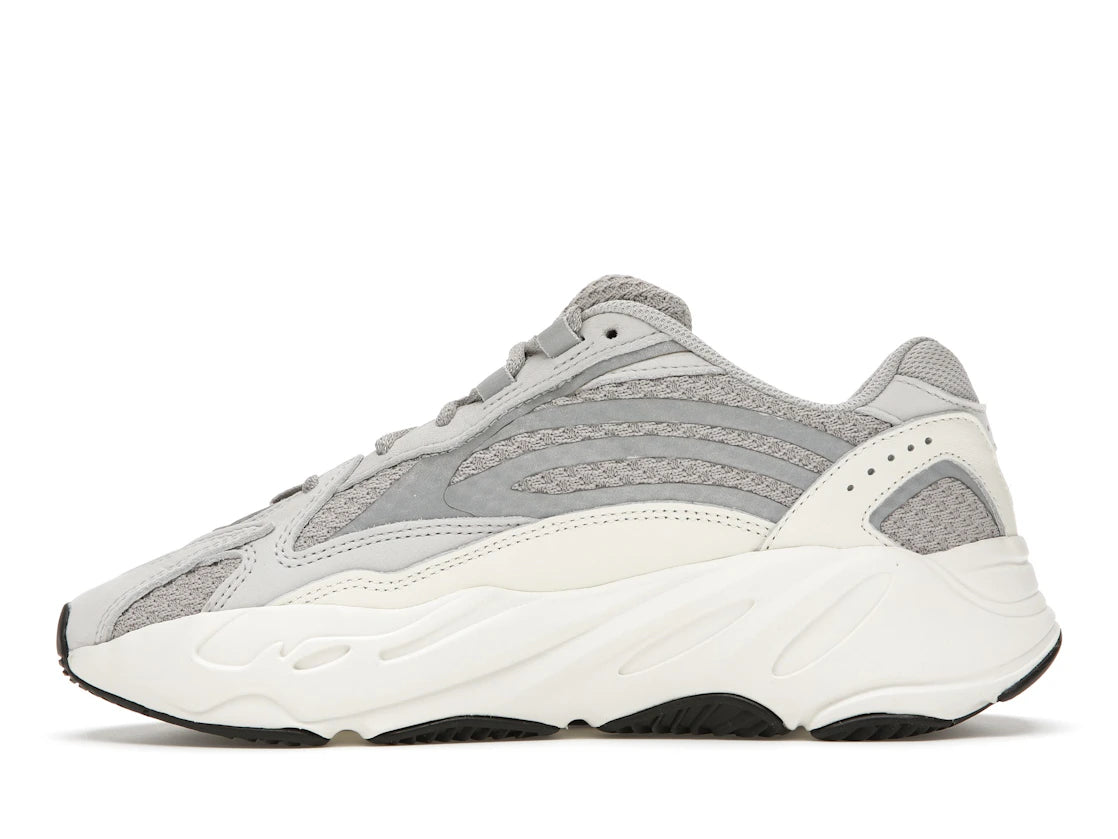 [385956] adidas Yeezy Boost 700 V2 Static