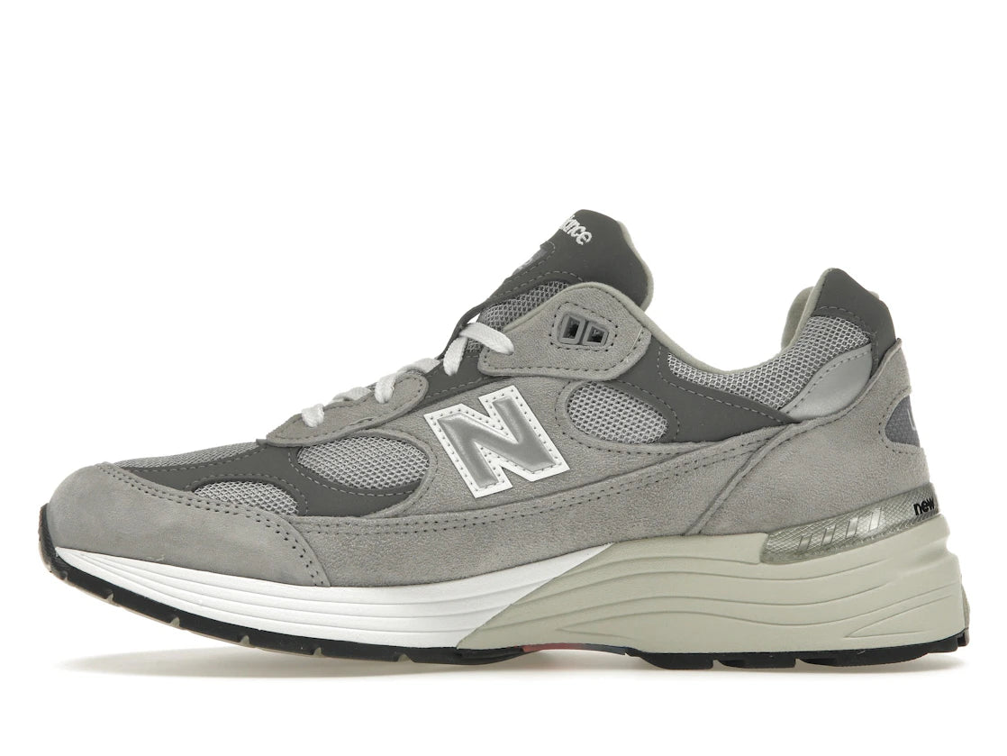 712134 New Balance 992 Grey