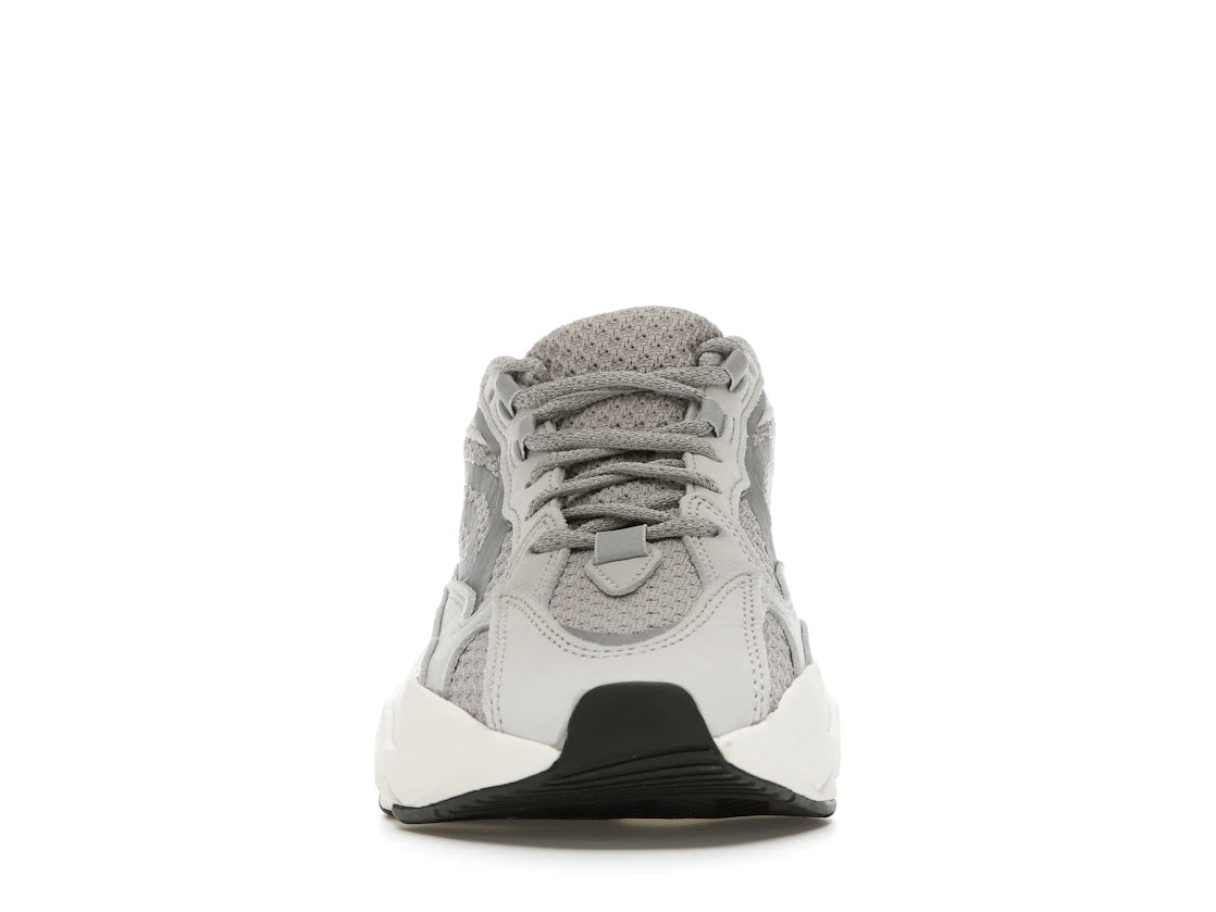 [385956] adidas Yeezy Boost 700 V2 Static
