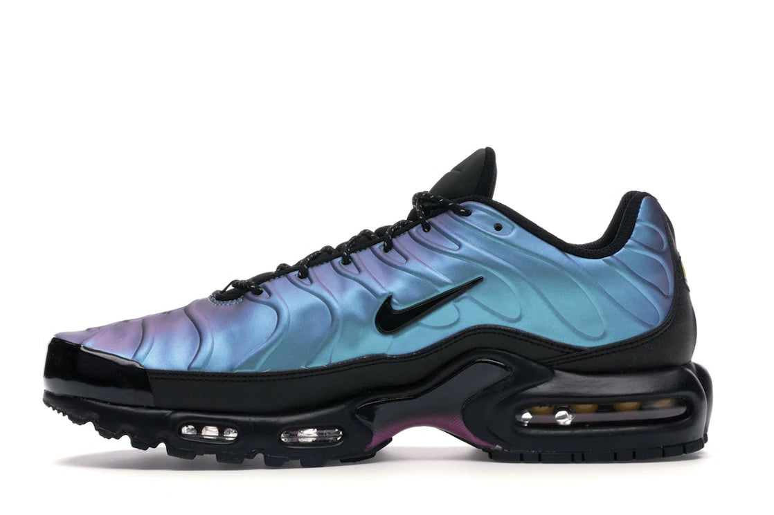 818932 Nike Air Max Plus Throwback Future