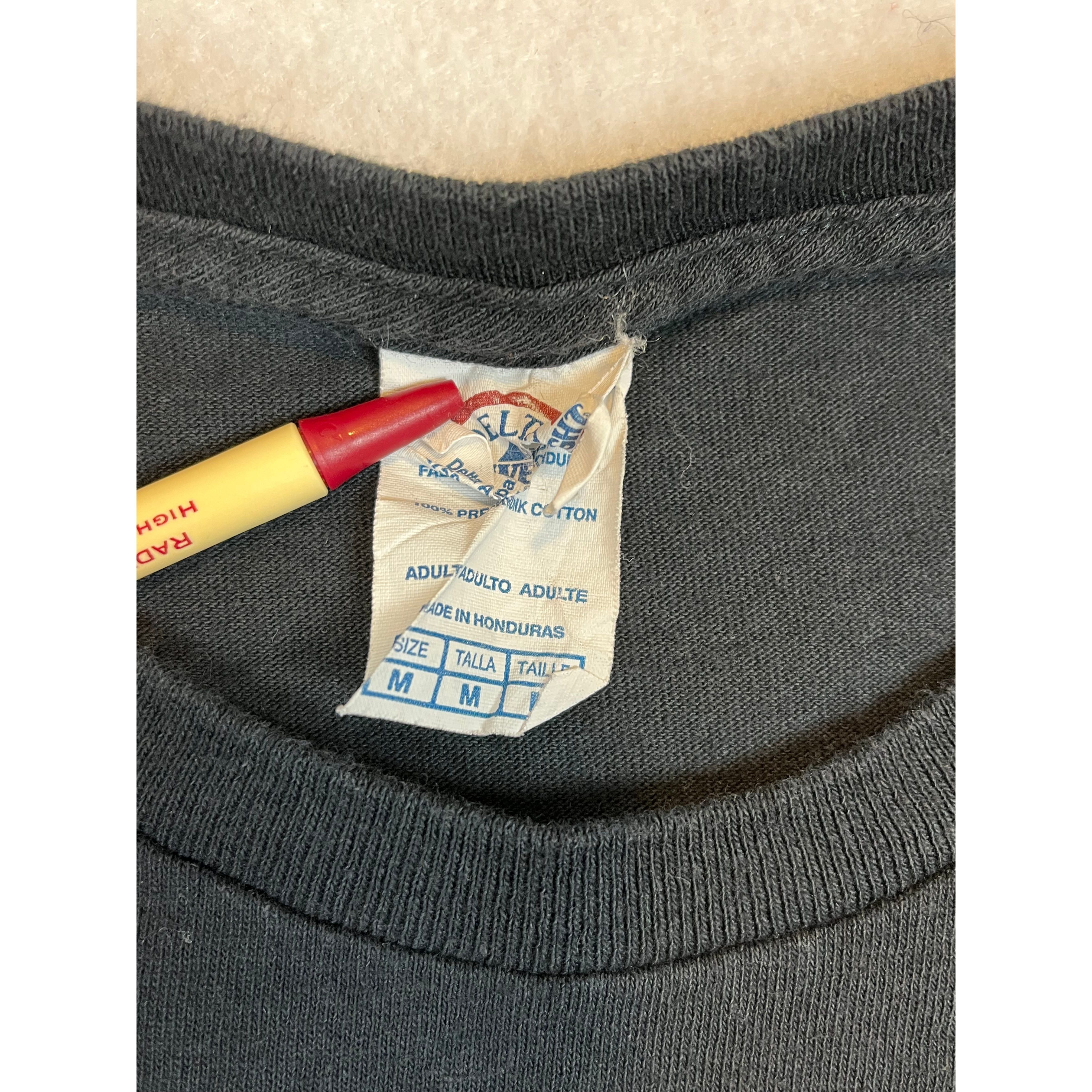 268027 (2012) Journey 'Flying Beetle' Pat Benatar & Loverboy Concert T-Shirt