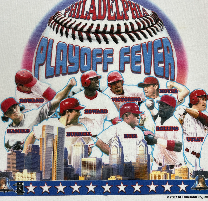 (2007) Philadelphia Phillies 'Playoff Fever' Players Photo T-Shirt