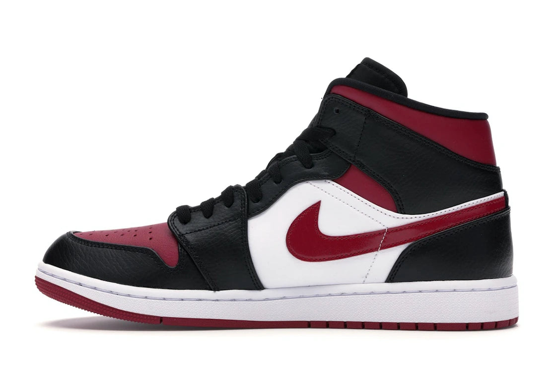 824745 Jordan 1 Mid Bred Toe