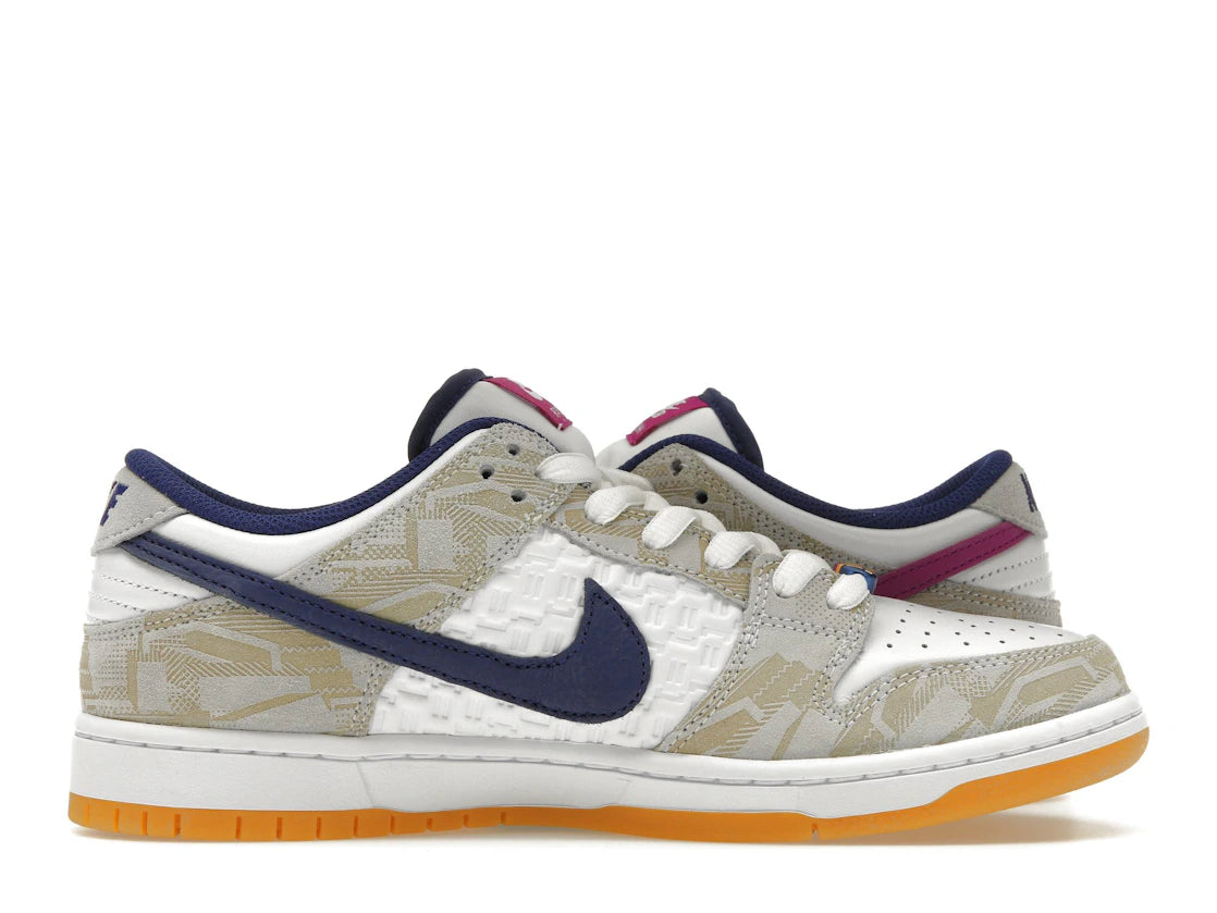 SP12821 Nike SB Dunk Low Rayssa Leal