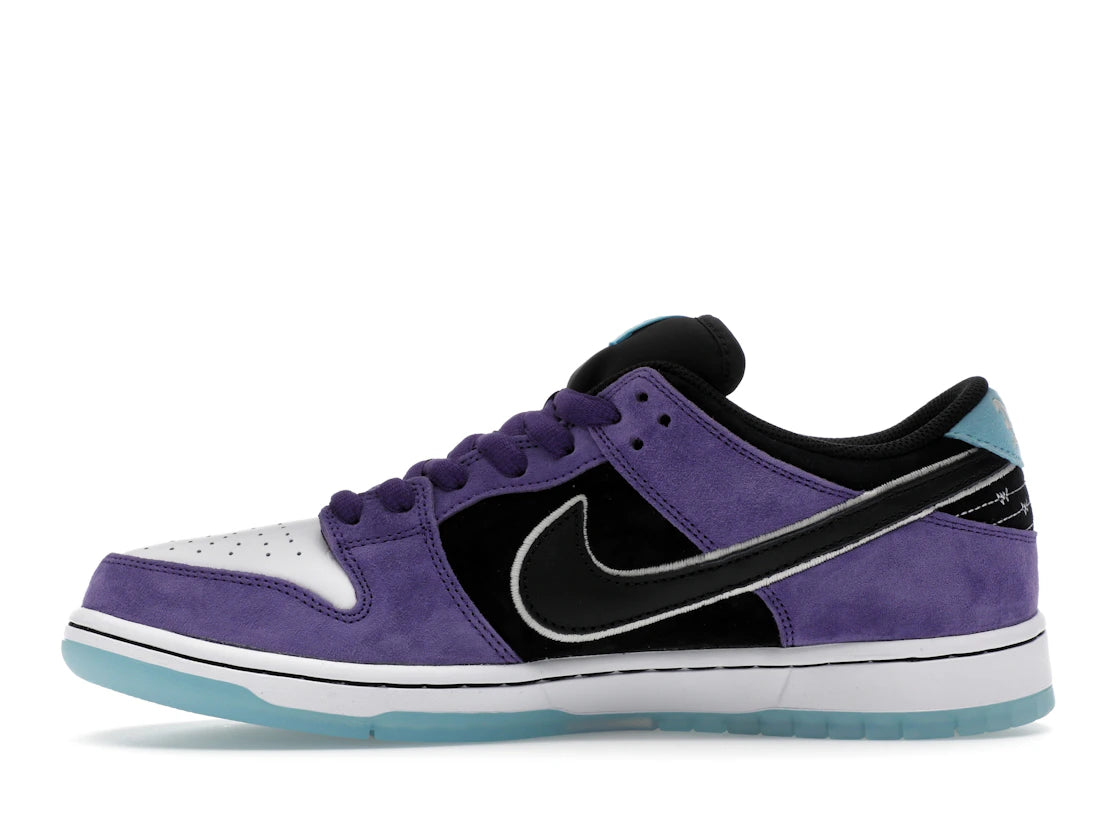 718853 Nike SB Dunk Low Hayley Wilson