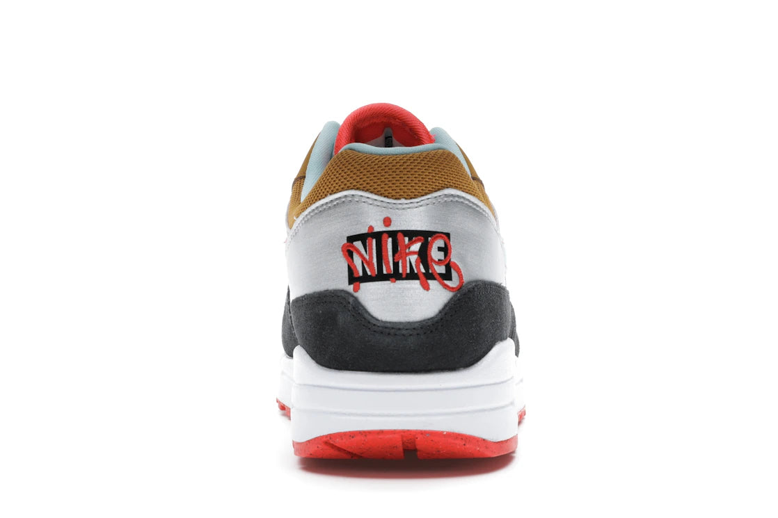 712200 Nike Air Max 1 Graffiti Logo