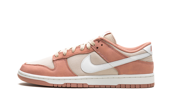 Dunk Low "Red Stardust"