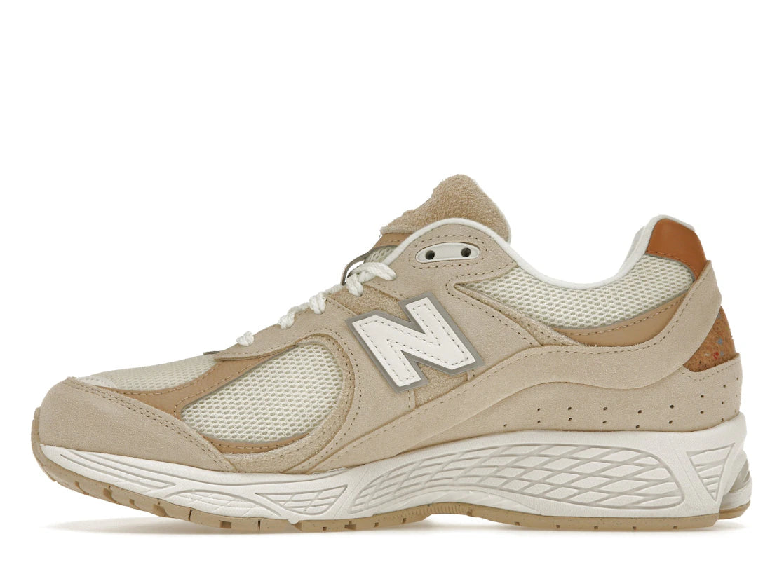 323111 New Balance 2002R Sandstone