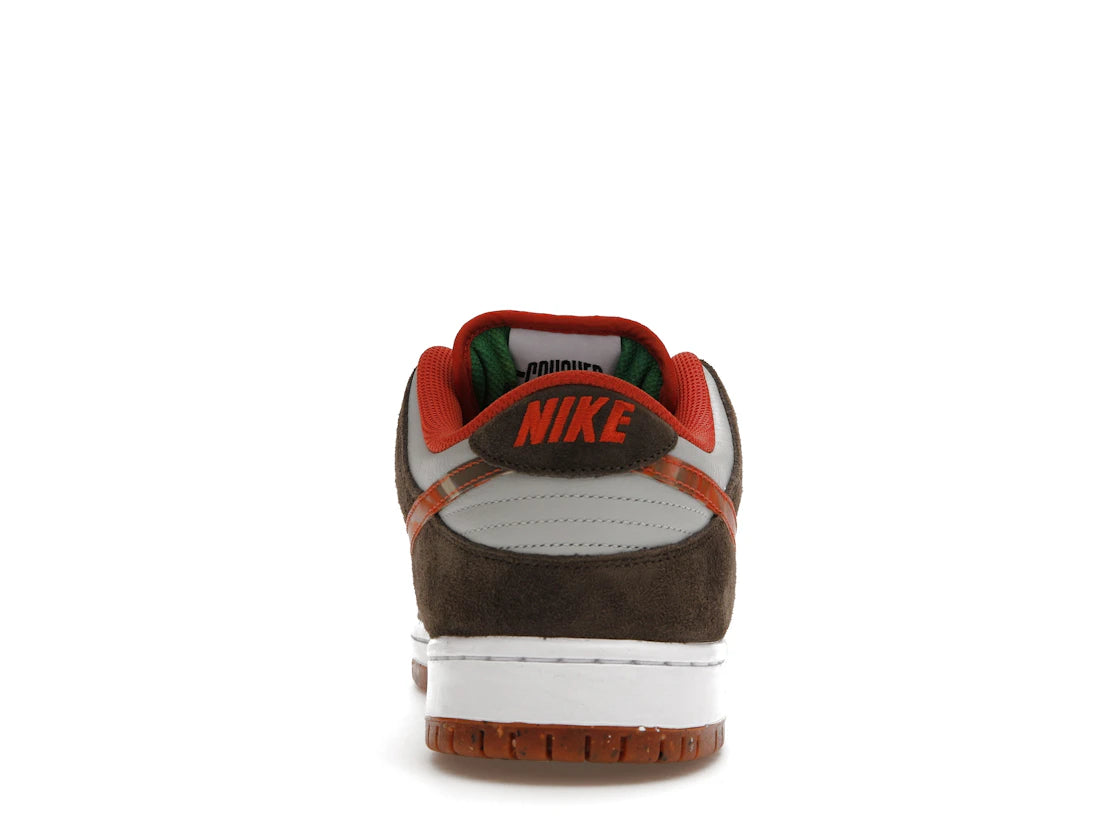 346027 Nike SB Dunk Low Crushed D.C.