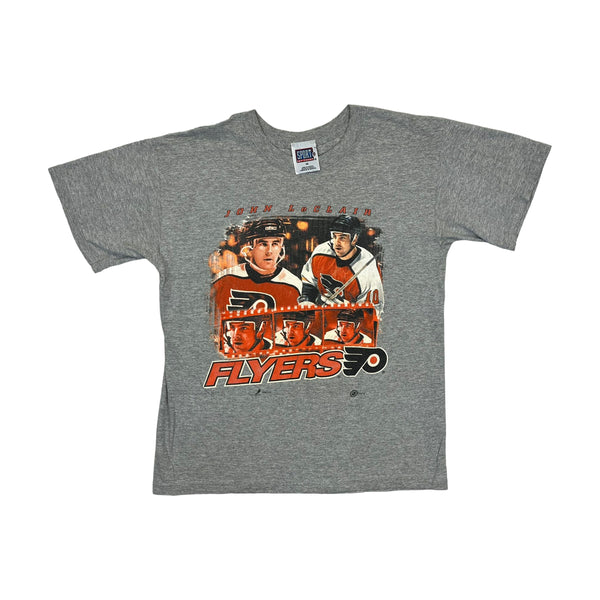 (90s) John LeClair Philadelphia Flyers Photo NHL T-Shirt