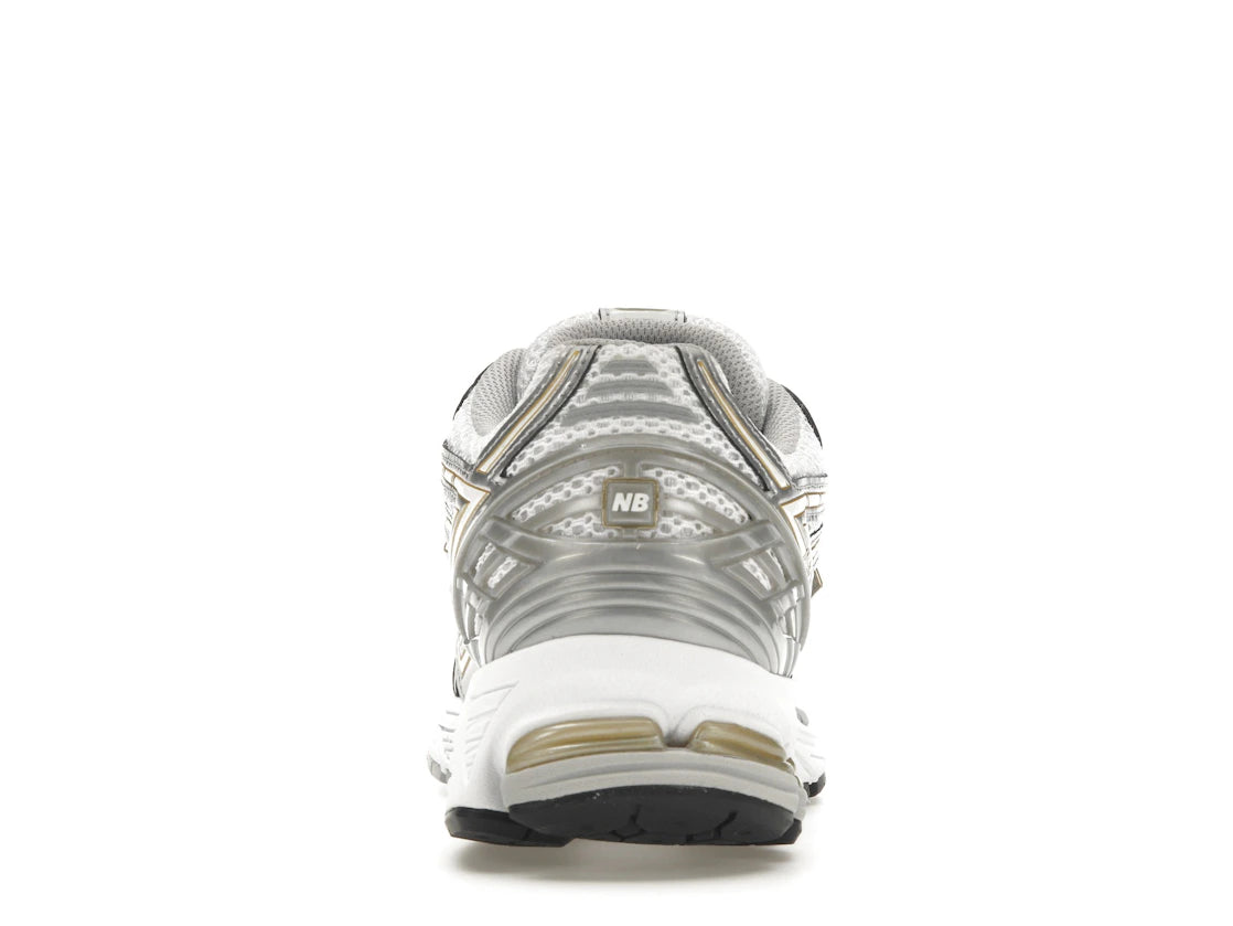 323038 New Balance 1906R White Rain Cloud Silver Metallic