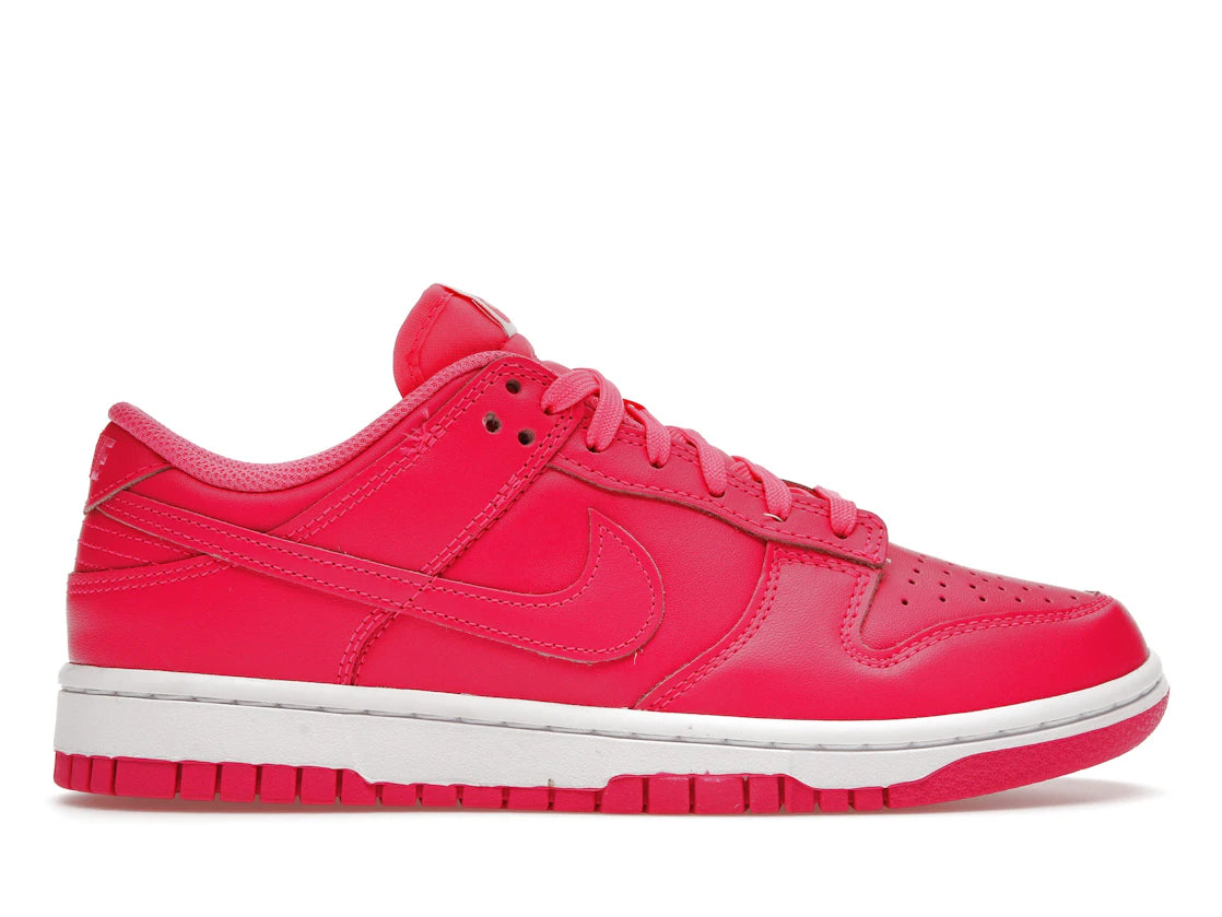 283126 Wmns Dunk Low 'Hyper Pink'