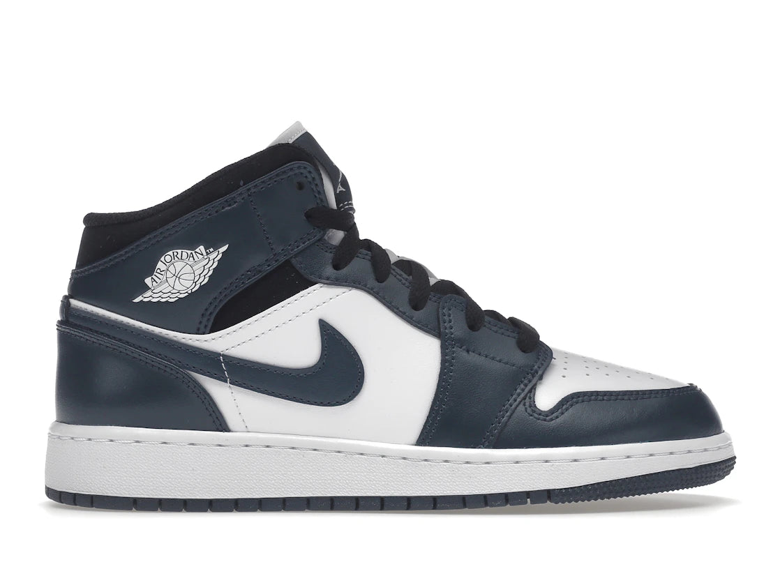 281121 Air Jordan 1 Mid GS 'Armory Navy'