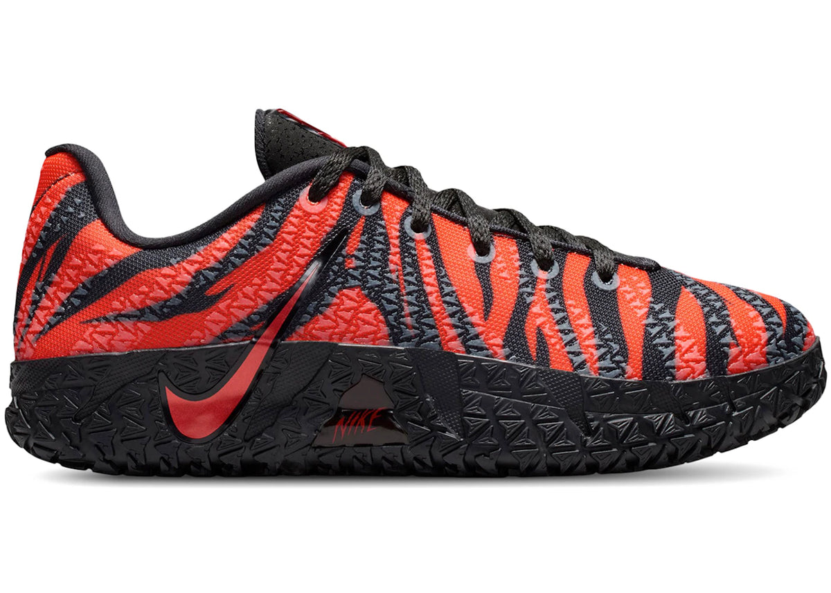 https://images.stockx.com/images/nike-ja-3-animal-pack-tiger-gs.jpg?fit=fill&bg=FFFFFF&w=700&h=500&fm=webp&auto=compress&q=90&dpr=2&trim=color&updated_at=1782333077