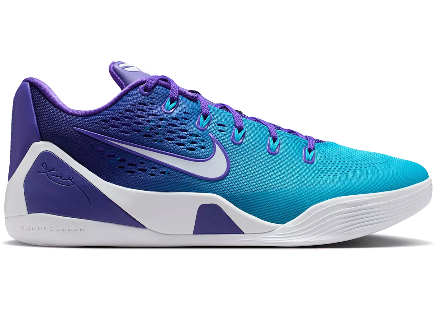 https://images.stockx.com/images/nike-kobe-9-elite-low-em-protro-hornets.jpg?fit=fill&bg=FFFFFF&w=700&h=500&fm=webp&auto=compress&q=90&dpr=2&trim=color&updated_at=1779398457