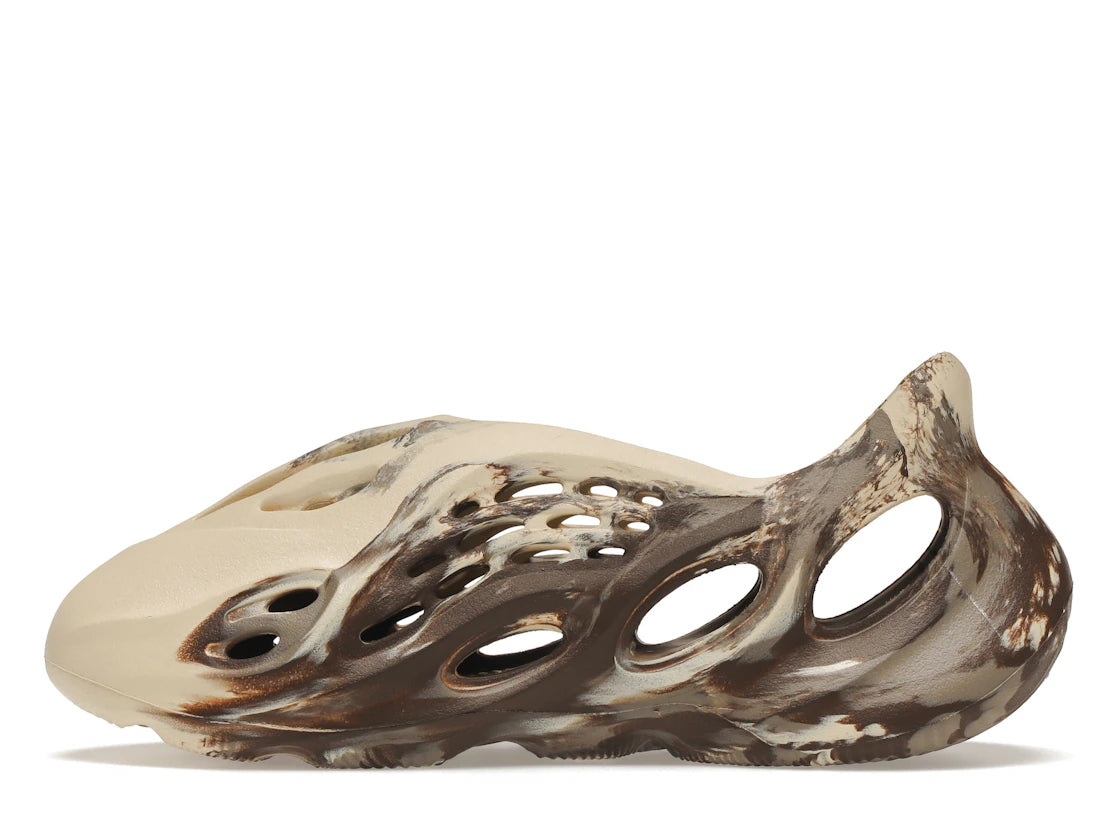 280283 Yeezy Foam RNR 'MX Cream Clay'