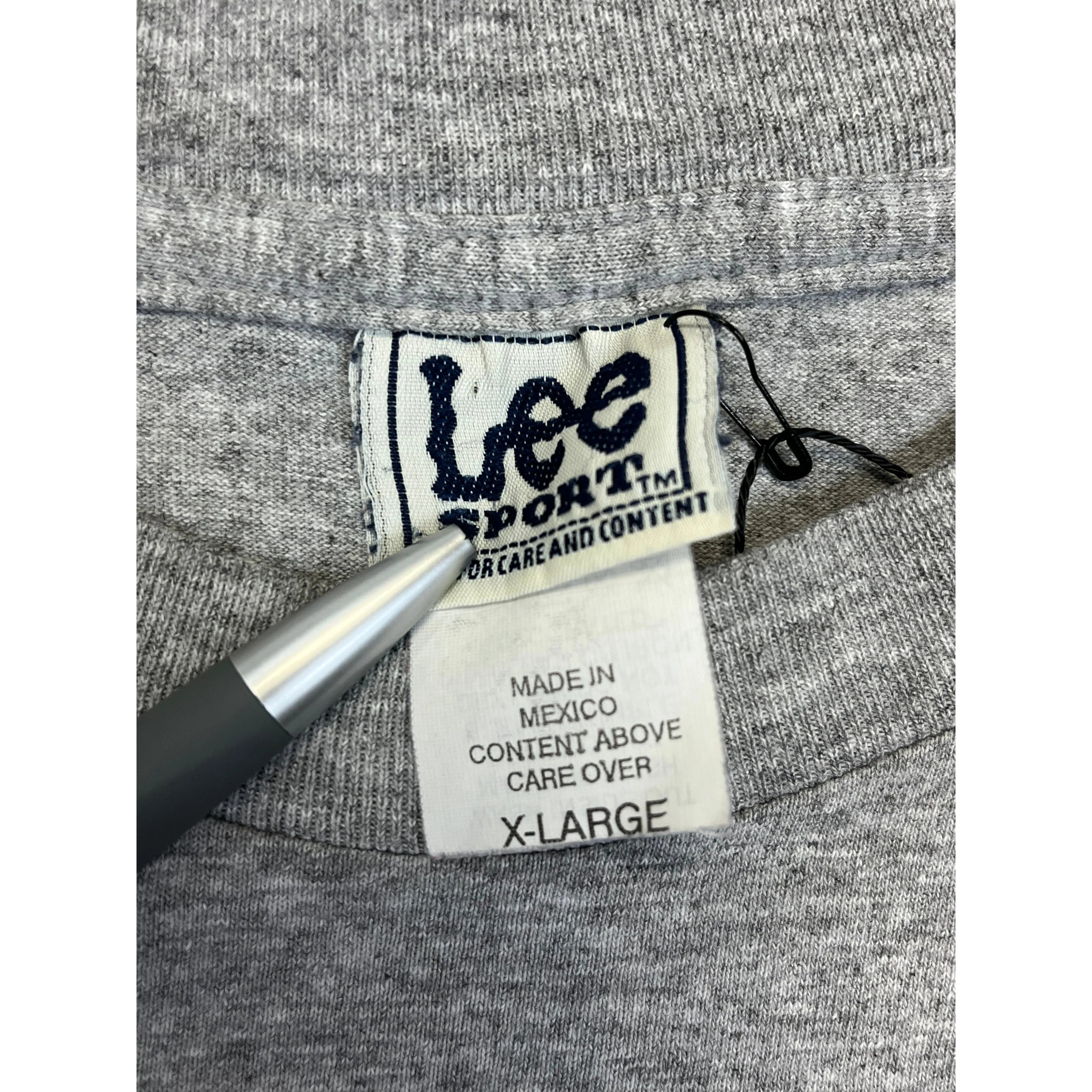 338015 (2000) New York Yankees Subway Series Champs T-Shirt