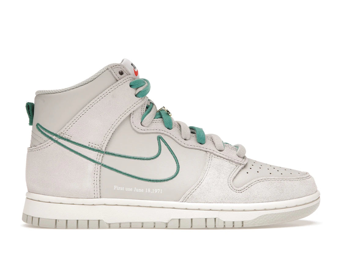 344775 Nike Dunk High First Use Sail