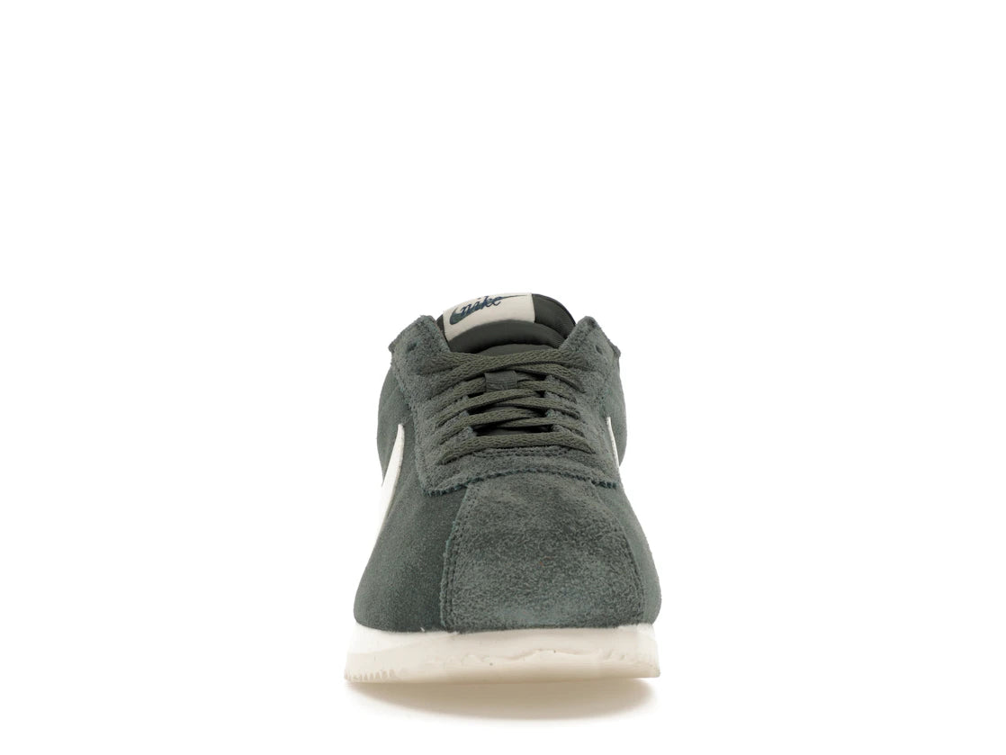 811599 Nike Cortez Vintage Green