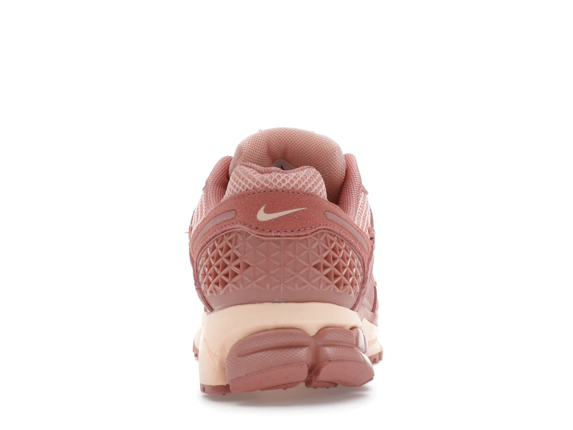 261872 Nike Zoom Vomero 5 Red Stardust (Women's)