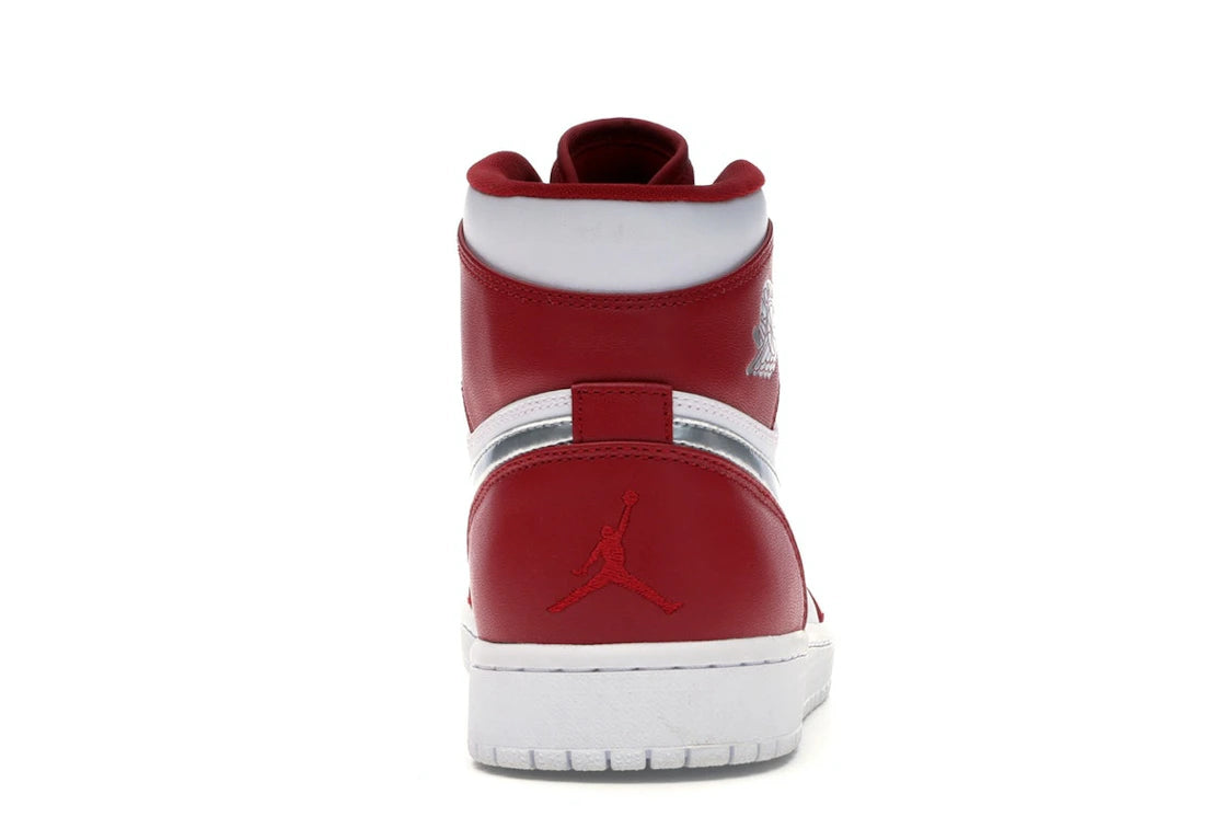 495764 Air Jordan 1 Retro High 'Silver Medal'