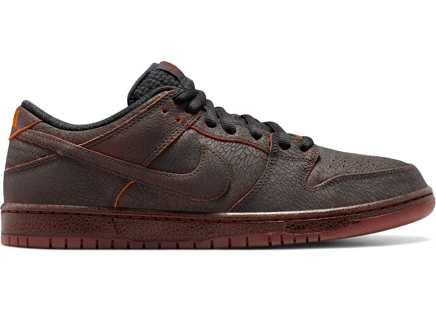 811134 Nike Dunk SB Low Krampus