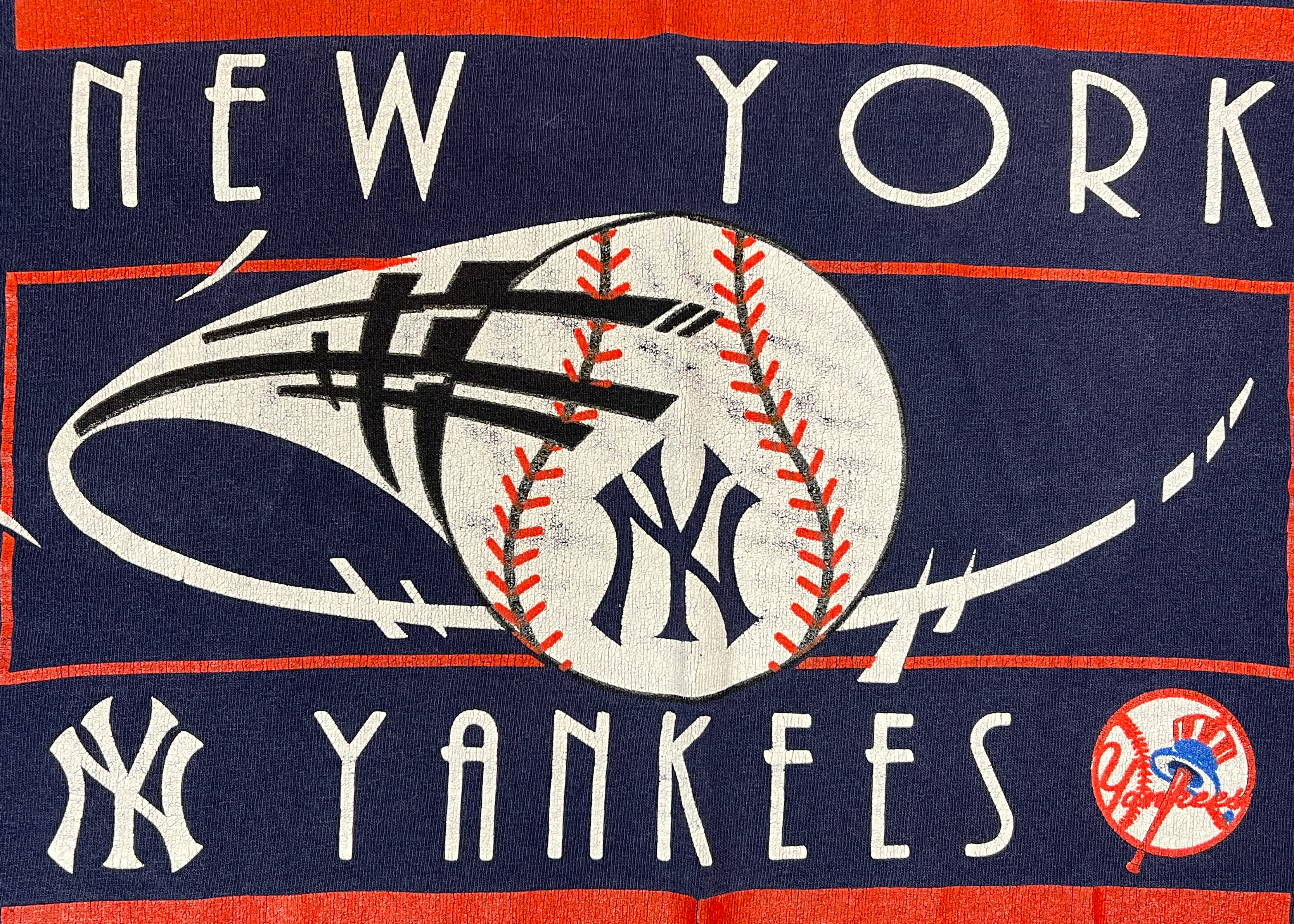 375188 (1992) New York Yankees Russell MLB T-Shirt