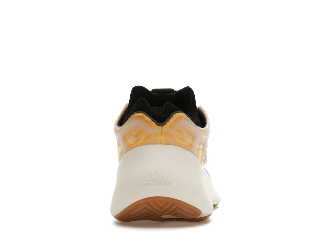 522698 Yeezy 700 V3 'Mono Safflower'