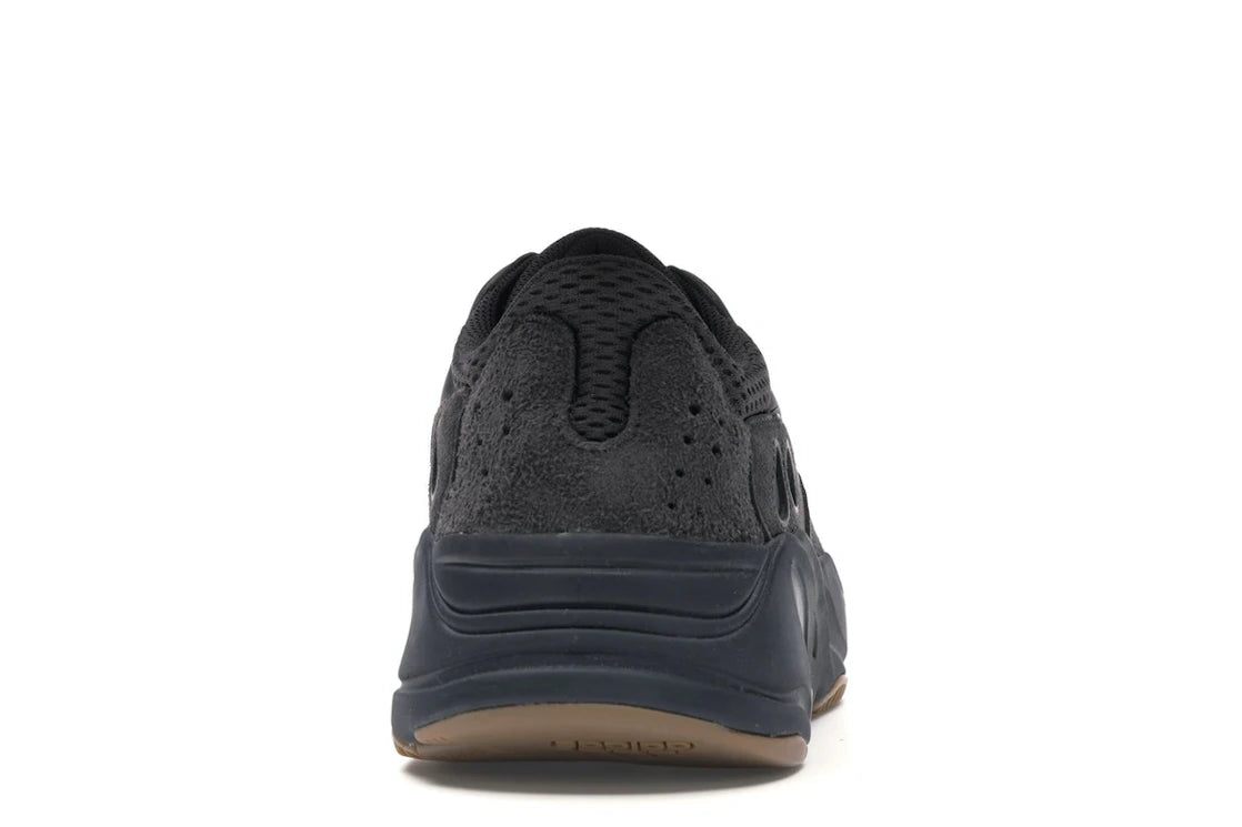 579157 Yeezy Boost 700 'Utility Black'