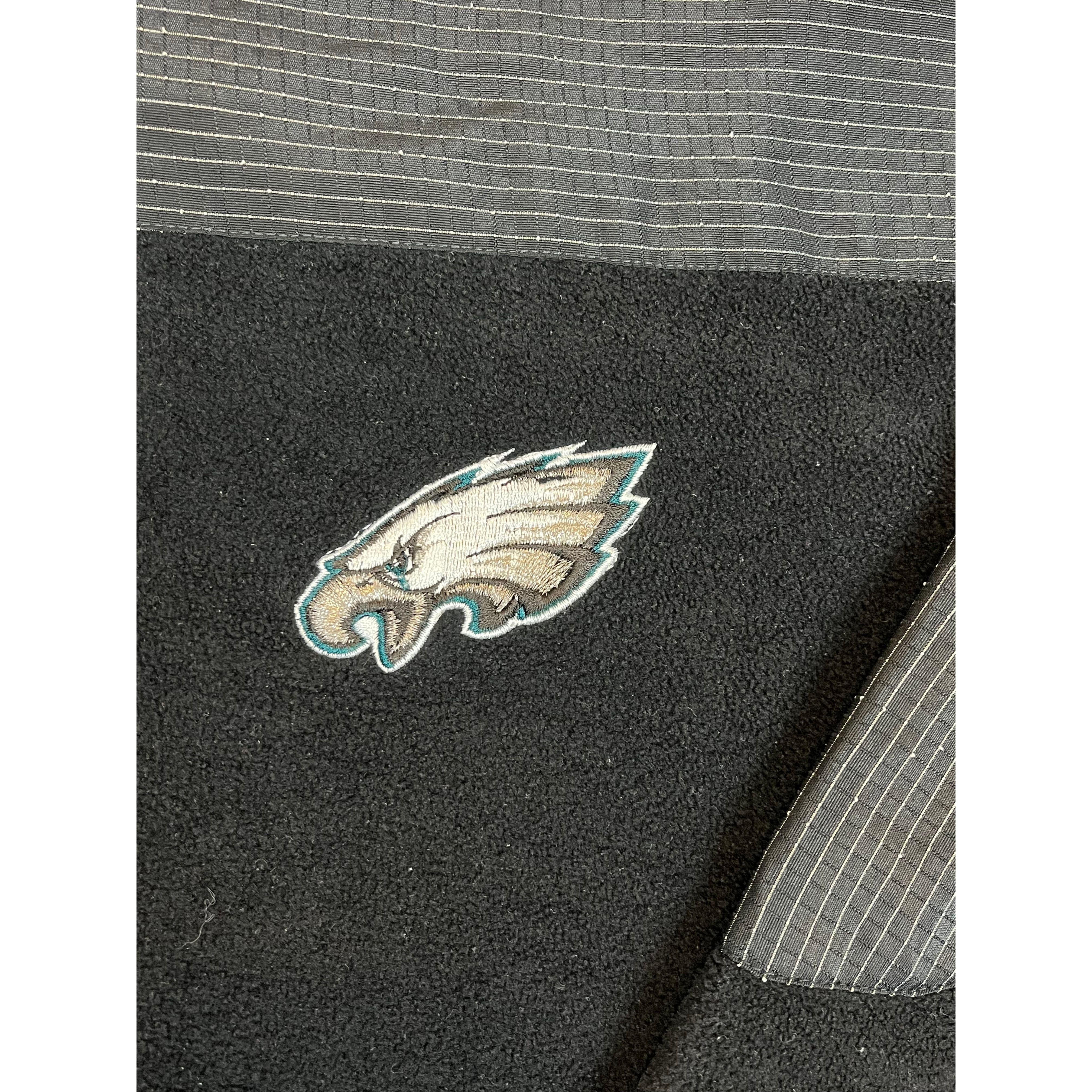 268040 (90s) Philadelphia Eagles Logo Athletic NFL 1/4 Zip Fleece