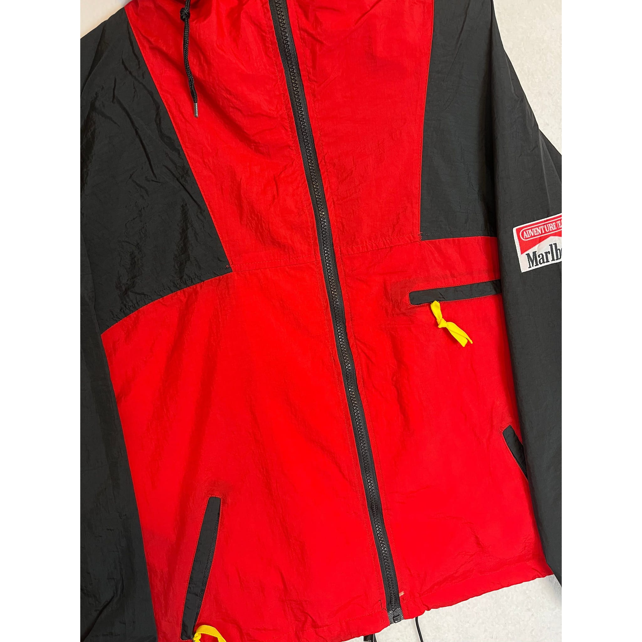 337806 (90s) Marlboro Cigarettes Packable Windbreaker w/ Hood