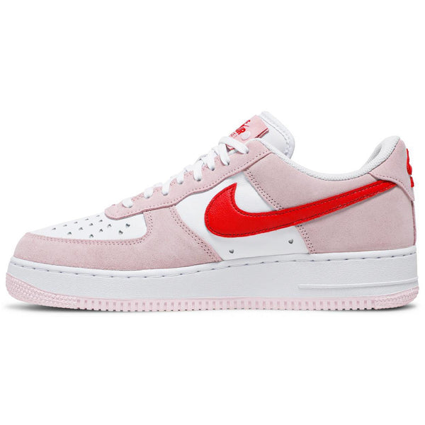 Nike Air Force 1 07 QS Valentine's Day Love Letter