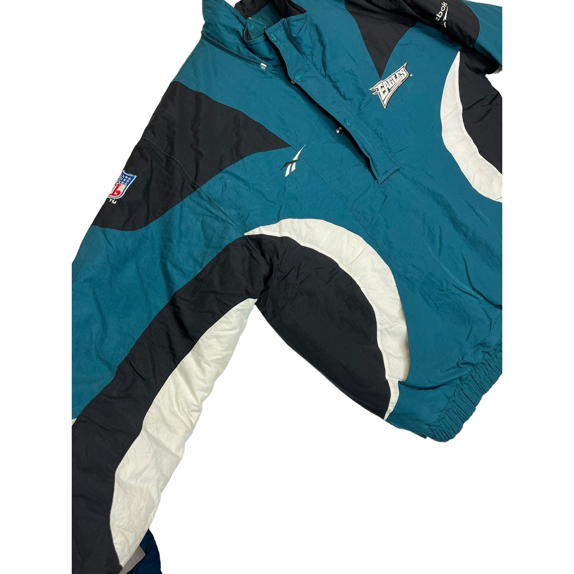 337840 (90s) Philadelphia Eagles Reebok NFL Pro Line Puffer Jacket