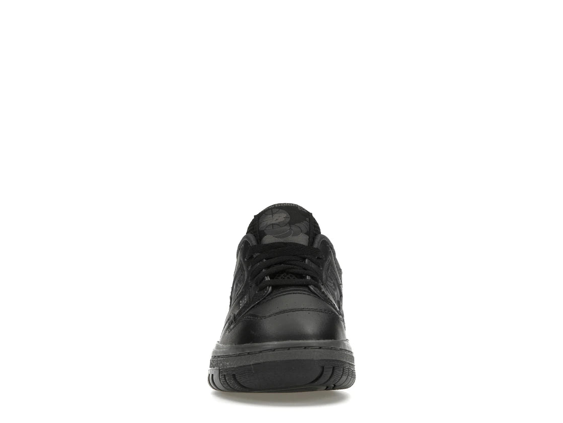 747149 New Balance 550 Triple Black (GS)
