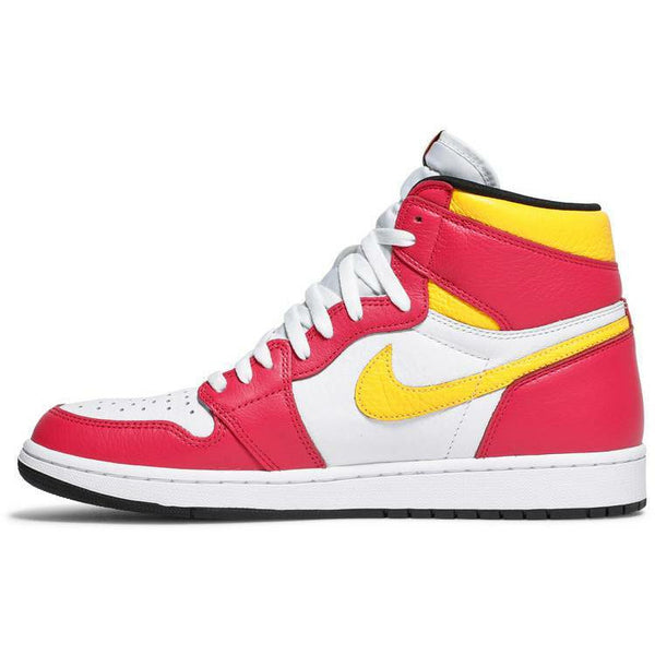 Air Jordan 1 Retro High OG 'Light Fusion Red'