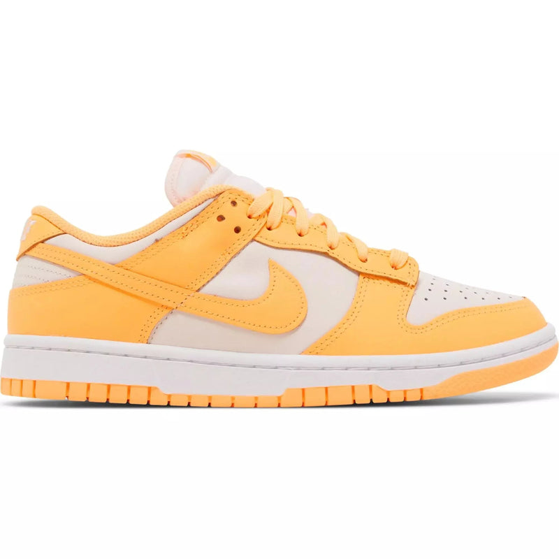 Wmns Dunk Low 'Peach Cream'