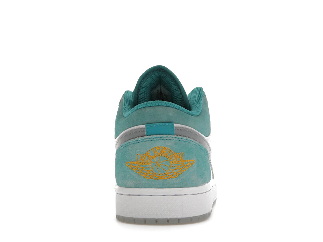 604353 Jordan 1 Low SE New Emerald