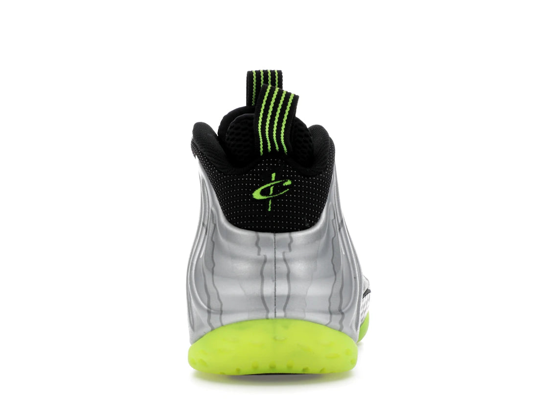 SP16750 Nike Air Foamposite One Silver Volt Camo