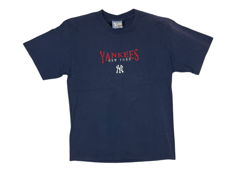 (90s) New York Yankees Lee Sport Embroidered T-Shirt