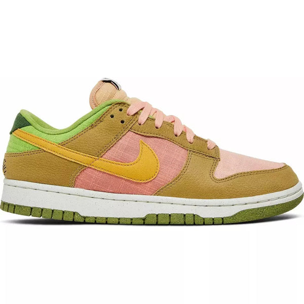 Dunk Low 'Sun Club - Arctic Orange Sanded Gold'