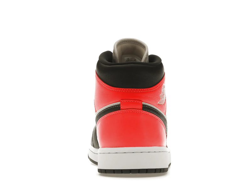 Wmns Air Jordan 1 Mid SE 'Newsprint'