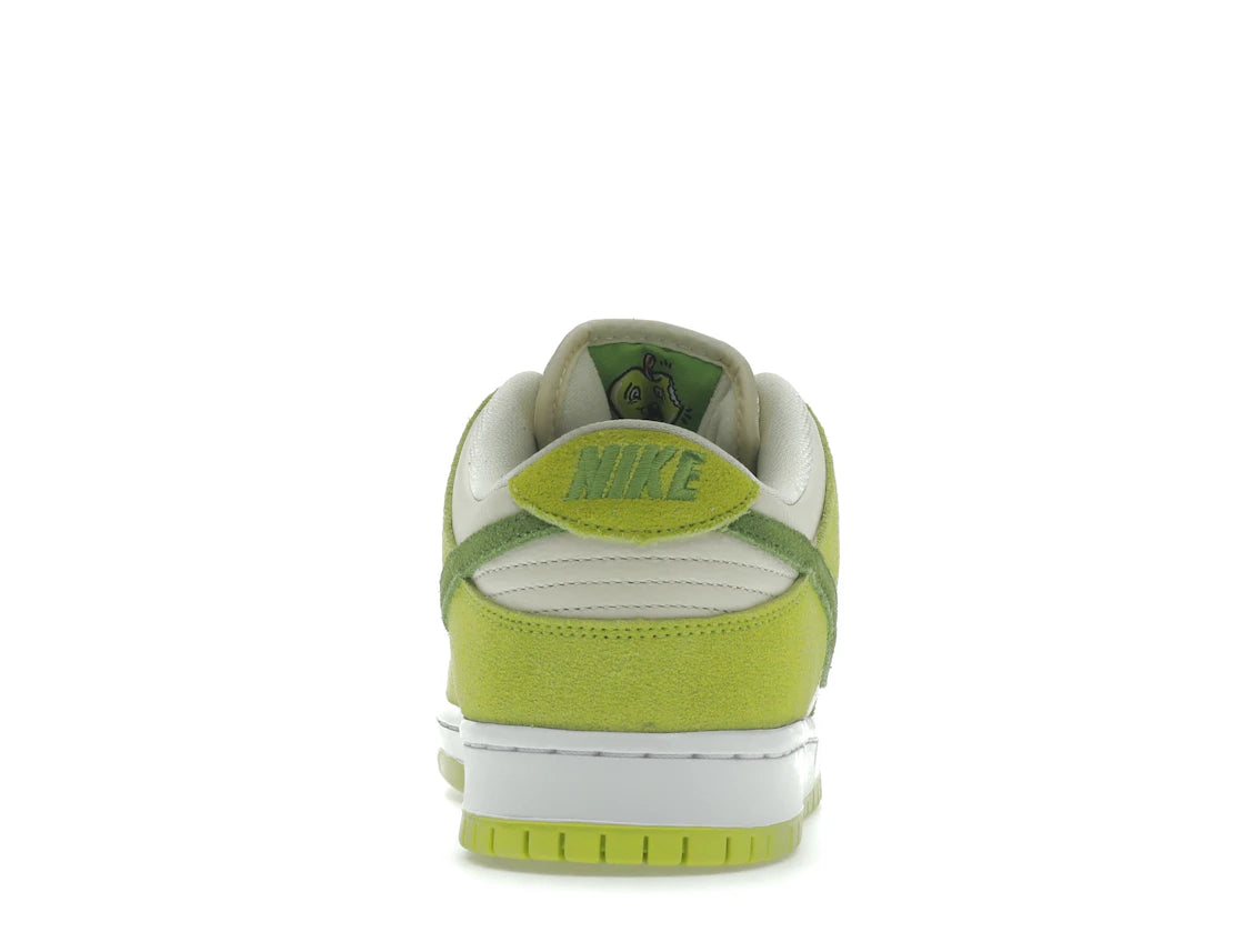 573066 Nike SB Dunk Low Green Apple